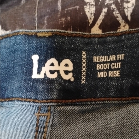 Lee Denim Straight Leg Jeans in Blue - Picture 2 of 8